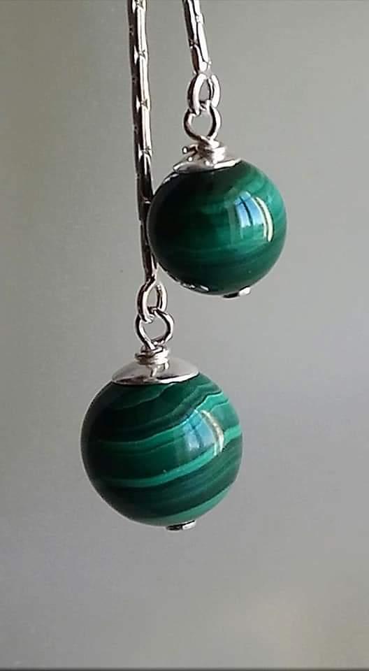 Bo longues malachite gros plan